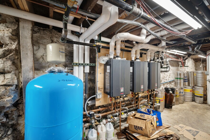 More Photos Of 2102 Highway 164, Richfield Restaurant For Sale