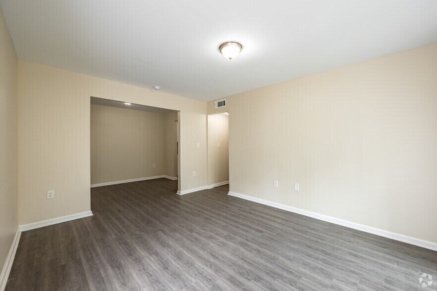 More Photos Of 925 Conley Rd, Atlanta Multifamily For Sale