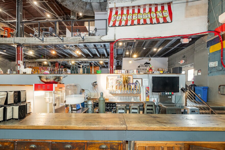 More Photos Of 322-324 Elm St, Ludlow Bar For Sale