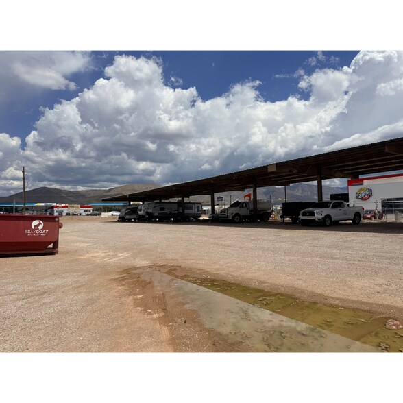 More Photos Of 3401 N White Sands Blvd, Alamogordo Warehouse For Lease