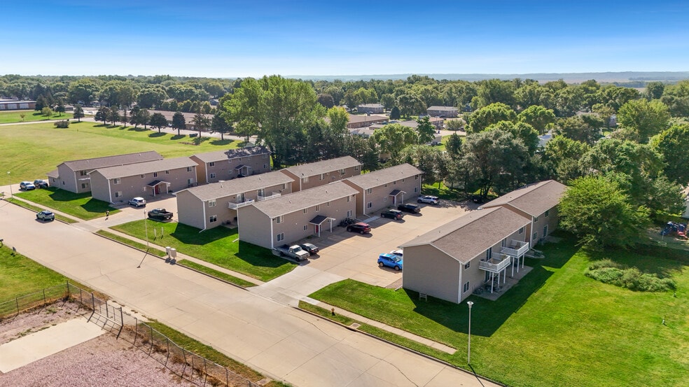 More Photos Of 1026 Cornell St, Vermillion Apartments For Sale