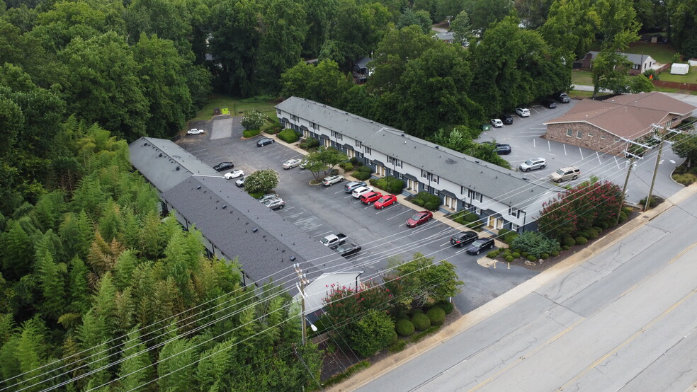 More Photos Of 1127 Rutherford Rd, Greenville Apartments For Sale