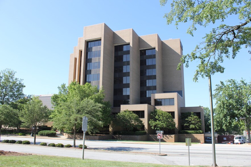 More Photos Of 301 College St, Greenville Office For Lease