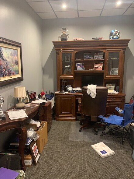 More Photos Of 4271 Calhoun Memorial Hwy, Easley Showroom For Sale