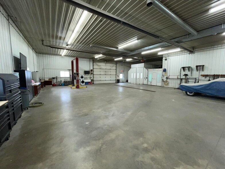 More Photos Of 505 N Cass St, Morley Auto Repair For Sale