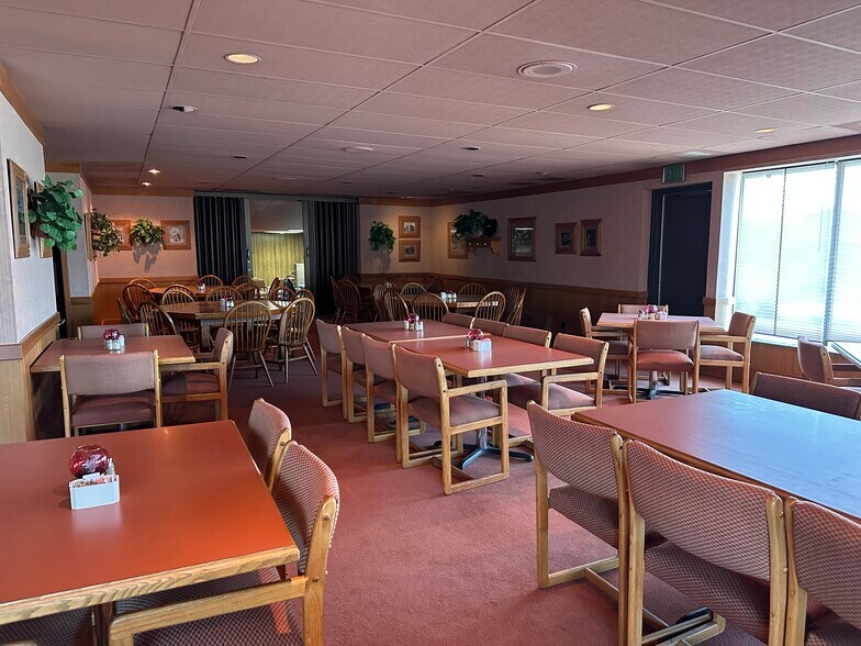 More Photos Of 807 Susie St, Diamondville Specialty For Sale