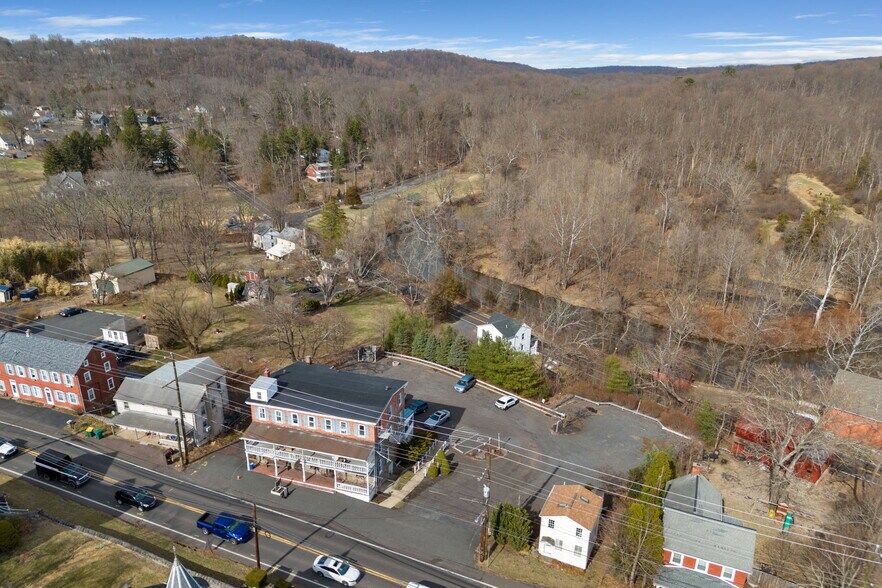 More Photos Of 3164 Main St, Green Lane Restaurant For Sale