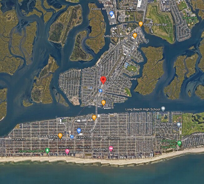 More Photos Of 25 Nassau Ln, Island Park Office For Sale