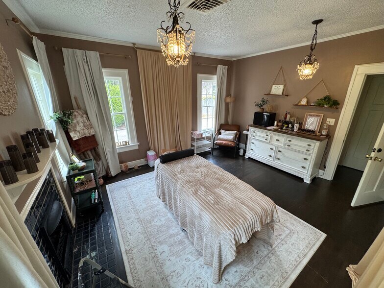 More Photos Of 110 W Adair St, Valdosta Office For Sale