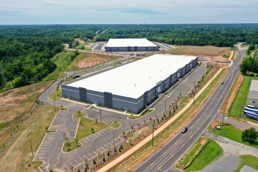 More Photos Of 2021 Williams Industrial Blvd, Rock Hill Warehouse For Lease
