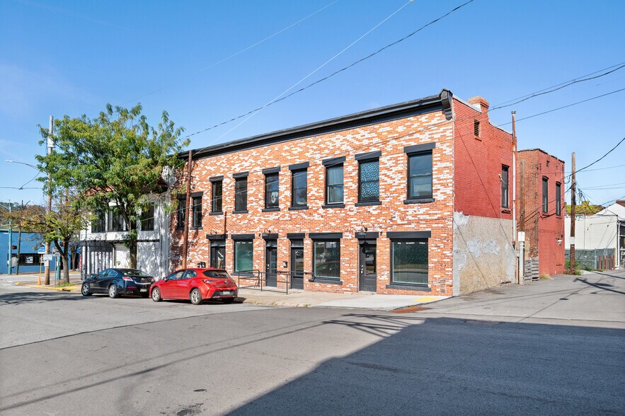 More Photos Of 200-208 E Eighth Ave, Munhall Freestanding For Sale