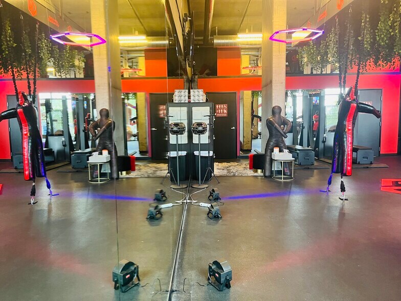 More Photos Of 353 E Bonneville Ave, Las Vegas Apartments For Lease