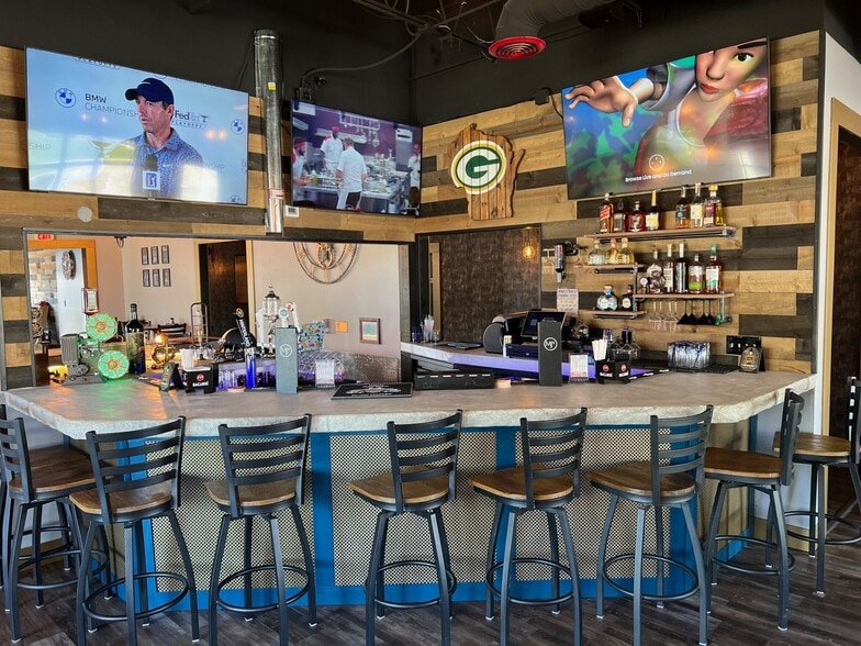 More Photos Of 100 S Main St, Saukville Restaurant For Sale