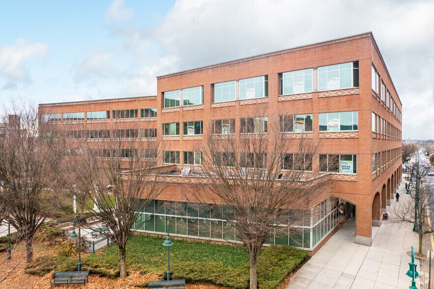 More Photos Of 600 Penn St, Reading Office For Lease