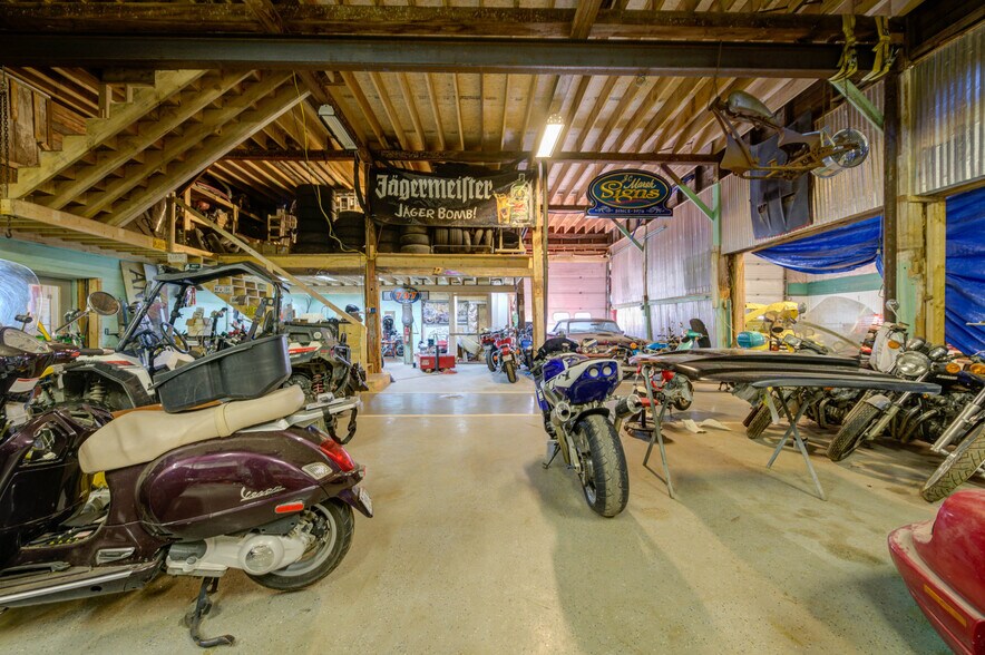 More Photos Of US Route 1 Atlantic Highway, Edgecomb Light Manufacturing For Sale