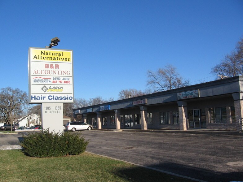 More Photos Of 1305-1385 N Lafox, South Elgin General Retail For Sale