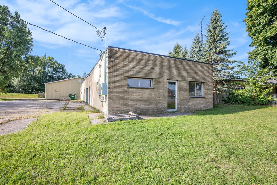 More Photos Of 3344 E Bristol Rd, Burton Warehouse For Sale