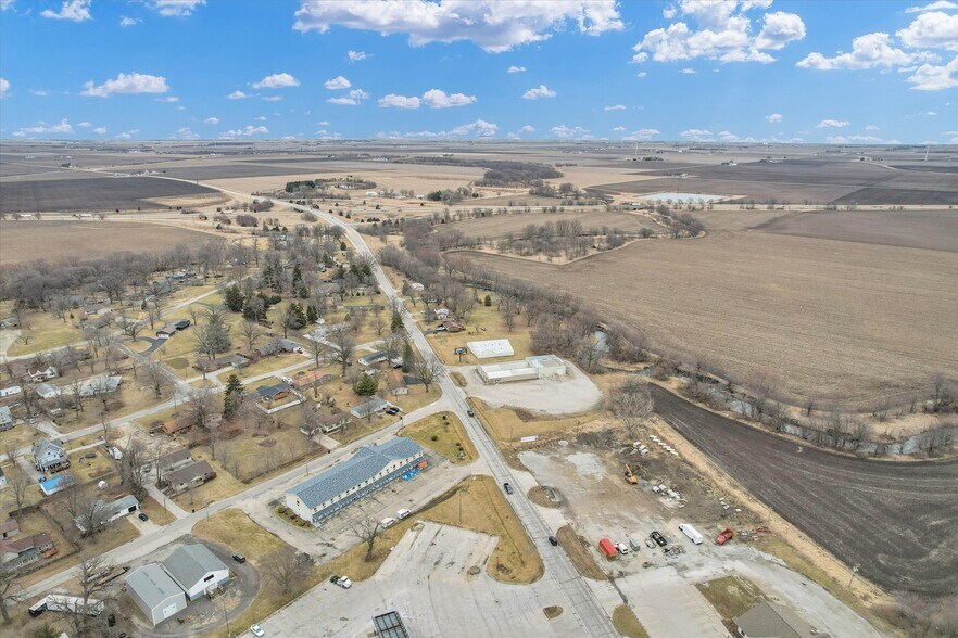 More Photos Of 940 Clinton Ave, Farmer City Land For Sale
