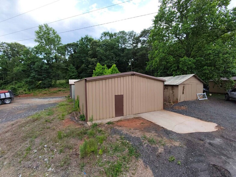 More Photos Of 3902 Belmont Hwy, Talmo Industrial For Sale