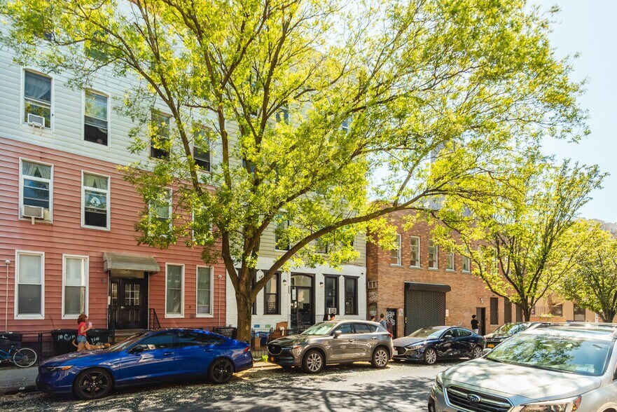 More Photos Of 108 Calyer St, Brooklyn Apartments For Sale