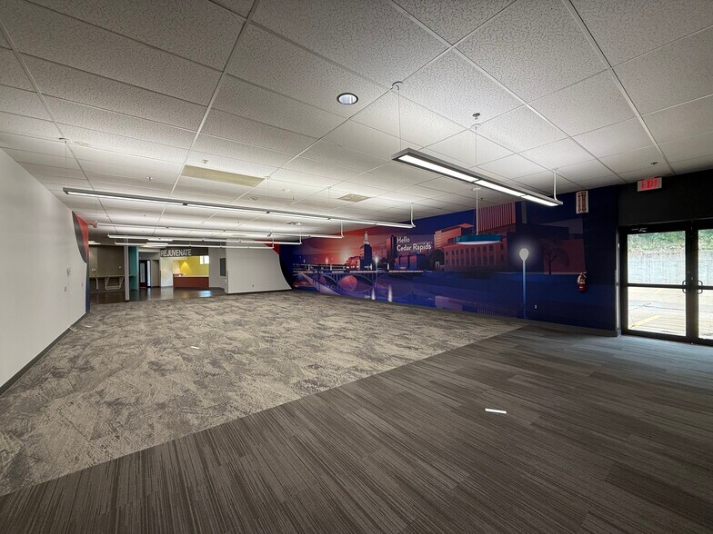 More Photos Of 3201-3301 Armar Dr, Marion Coworking Space