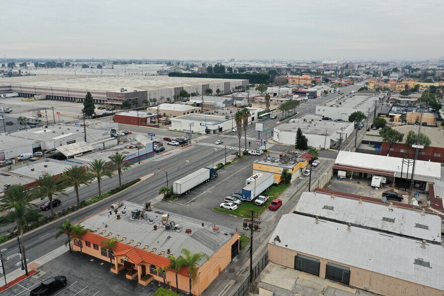 More Photos Of 5401 E Washington Blvd, Commerce General Retail For Sale