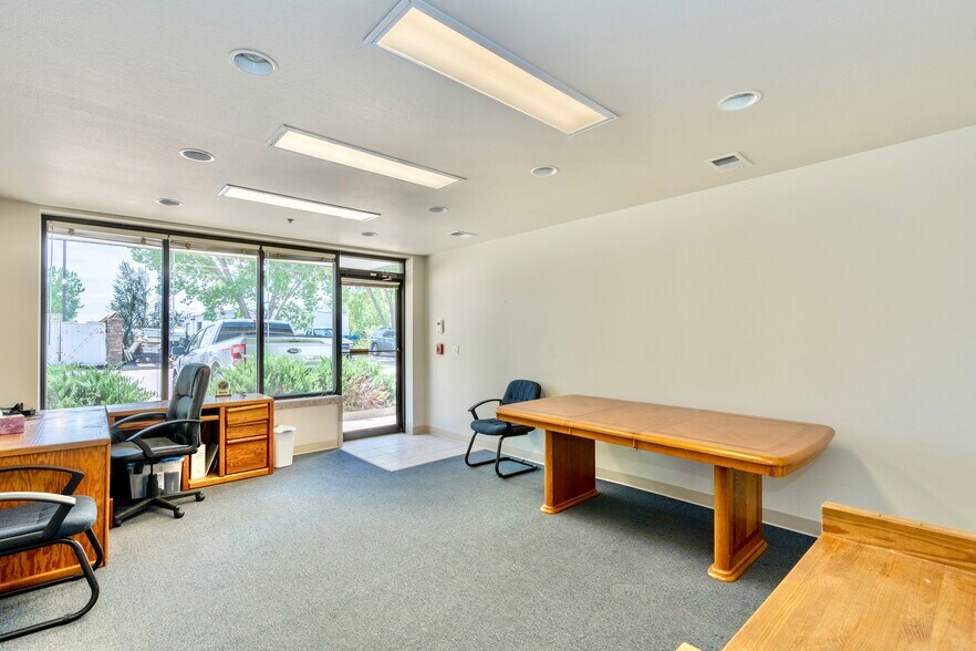 More Photos Of 9903 Titan Ct, Littleton Warehouse For Lease