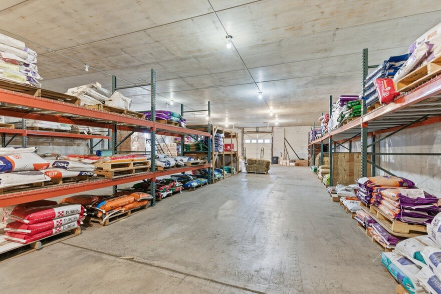 More Photos Of 3050 Wagner Rd, Waterloo Freestanding For Sale