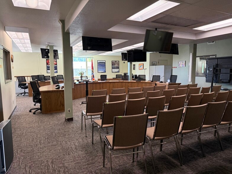 More Photos Of 1948 E Grand Ave, Laramie Office For Lease
