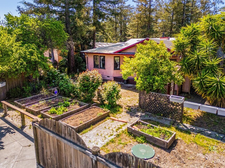 More Photos Of 75 Fremont Dr, Sonoma Storefront Retail Residential For Sale
