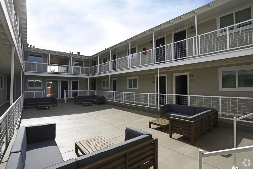 More Photos Of 4919 San Jacinto St, Dallas Apartments For Sale
