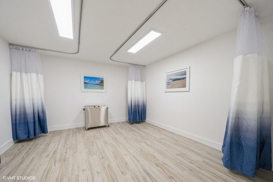 More Photos Of 3333 20th St, Vero Beach Medical For Sale