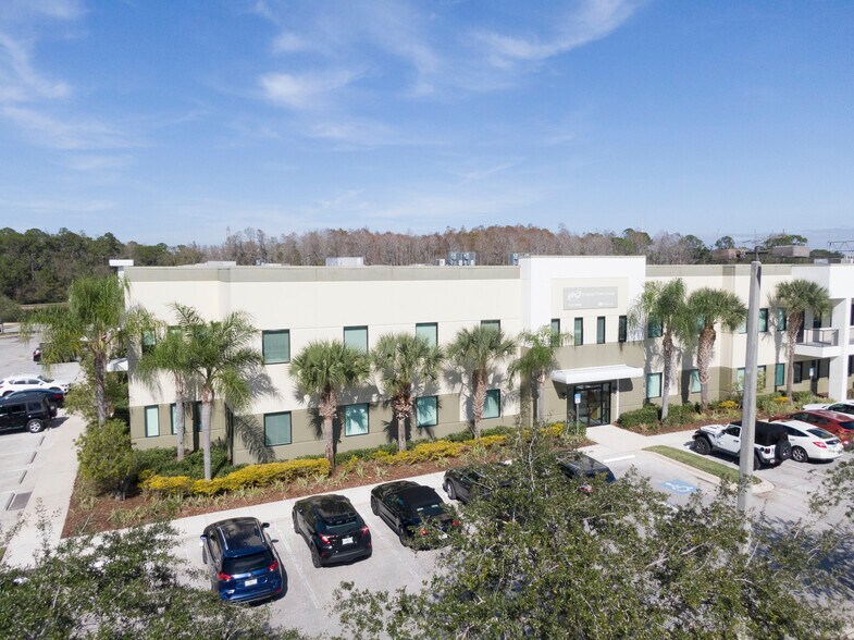 More Photos Of 720 N Brooker Creek Blvd, Oldsmar Flex For Sale