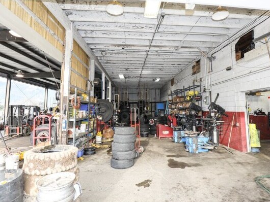 More Photos Of 133 S Old Pacific Hwy, Myrtle Creek Freestanding For Sale