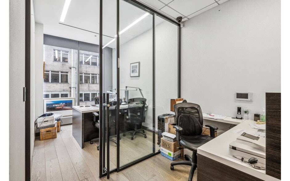 More Photos Of 50 W 47th St, New York Office Residential For Sale