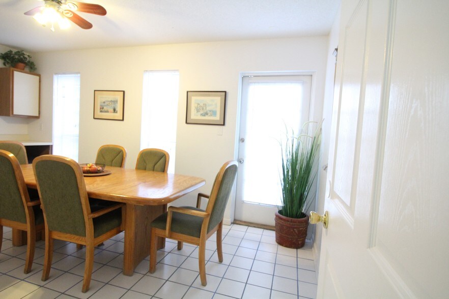 More Photos Of 225 Main St, Destin Office Residential For Lease