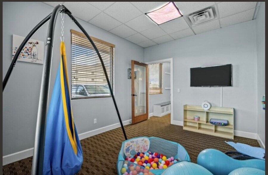 More Photos Of 2793 Skyline Ct, Grand Junction Office For Sale