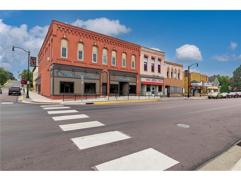 More Photos Of 205 S Main St, Le Sueur Storefront Retail Residential For Sale