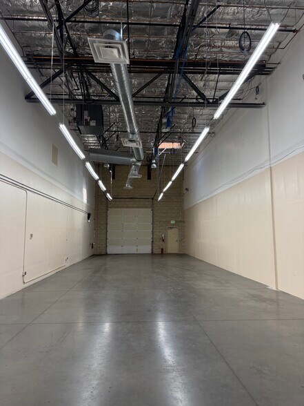 More Photos Of 2436 Precision Dr, Minden Flex For Lease