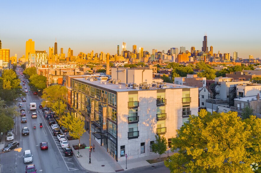 More Photos Of 1819 W Division St, Chicago Apartments For Lease
