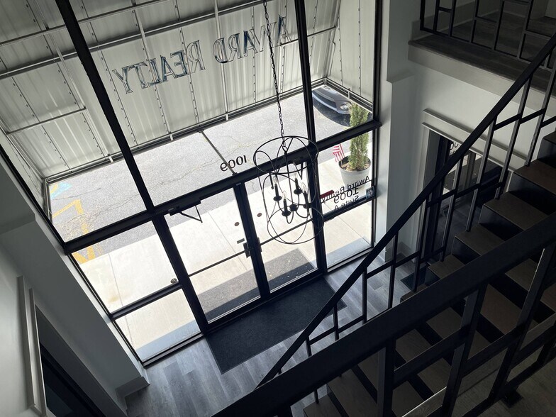 More Photos Of 1009 Keith St NW, Cleveland Office For Lease