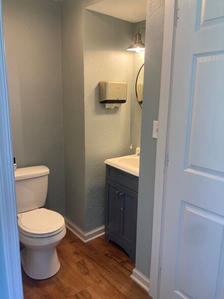 More Photos Of 1918 Carlisle Rd, York Office Residential For Sale