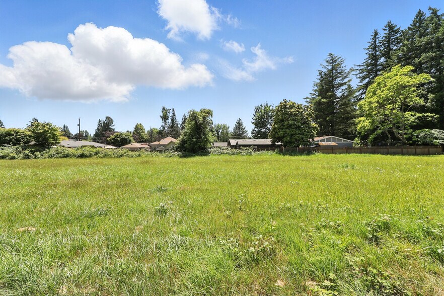 More Photos Of NE 5th and NE Cleveland, Gresham Land For Sale