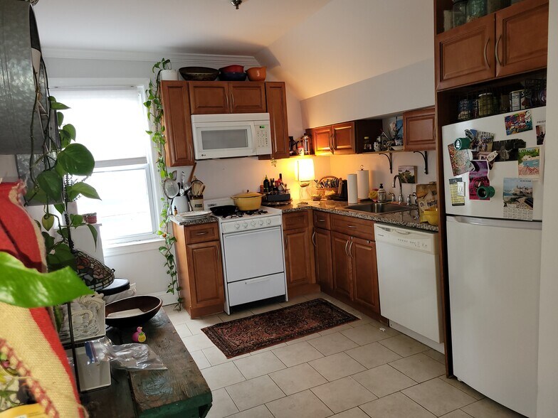 More Photos Of 905 Grand Ave, Asbury Park Apartments For Sale