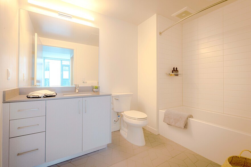 More Photos Of 2016 Telegraph Ave, Oakland Multifamily For Sale