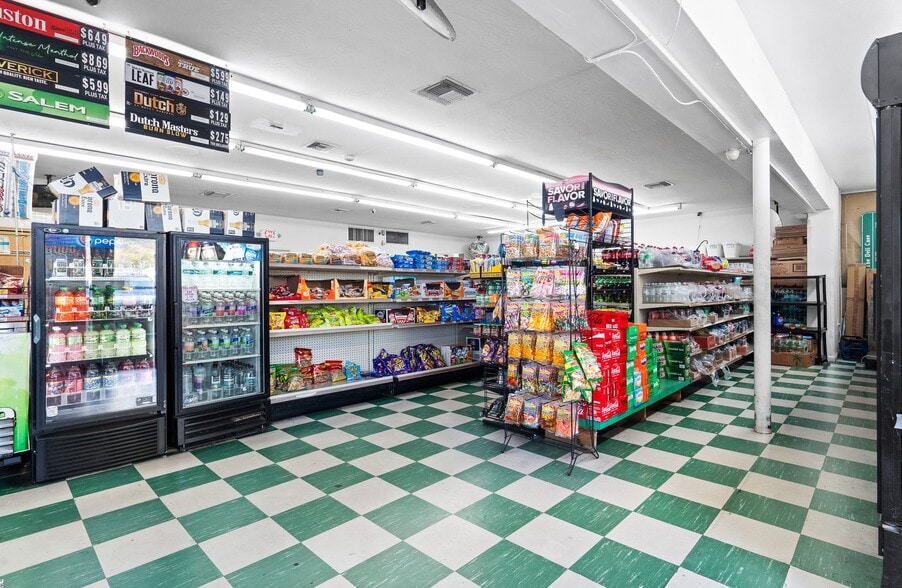 More Photos Of 17851-17859 NW 78th Ave, Miami General Retail For Sale