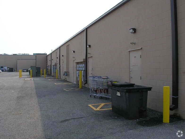 More Photos Of 6916-7000 E Broad St, Columbus General Retail For Lease