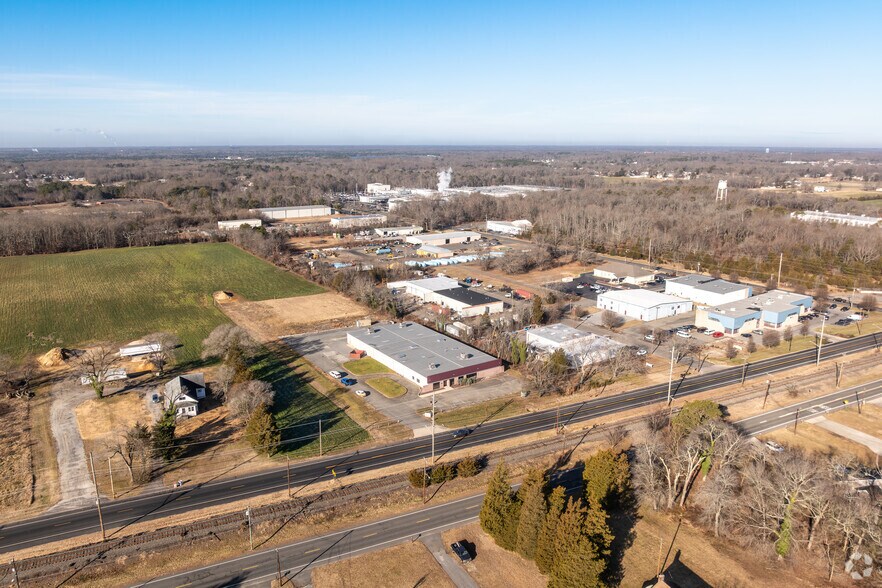 More Photos Of 1980 S West Blvd, Vineland Manufacturing For Lease