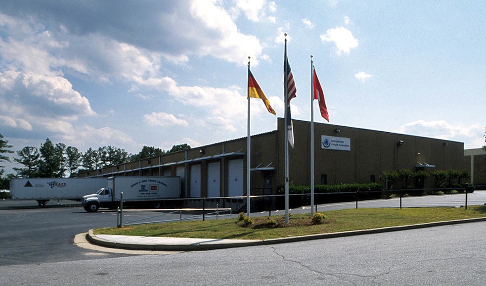 More Photos Of 452 Plaza Dr, Atlanta Warehouse For Lease