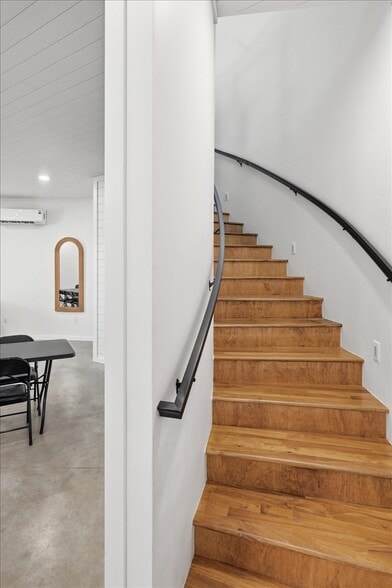 More Photos Of 131 3rd St, Underwood Specialty For Sale
